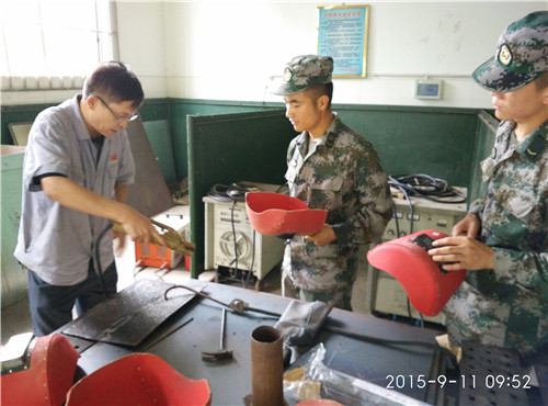 机械工程系教师赴驻崇州某部队进行技术交流