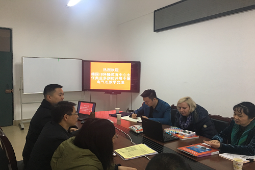 1542077201345915.png 1.png