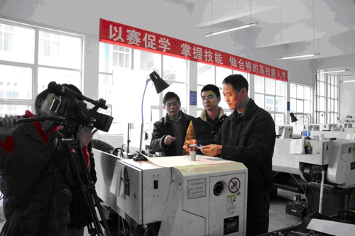 机械工程系《零件加工与测量技术》精品课程视频开拍