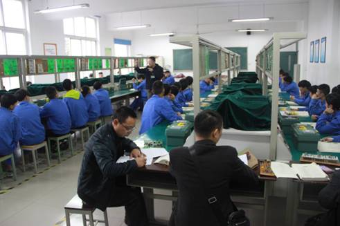 聚焦专业建设，优化课堂教学