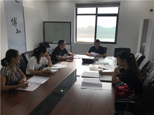 经济管理系支部召开对照党章、准则、条例找差距专题组织生活会