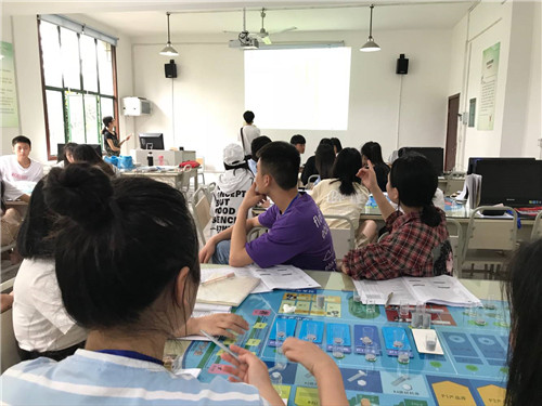 经济管理系ERP沙盘模拟实训圆满结束