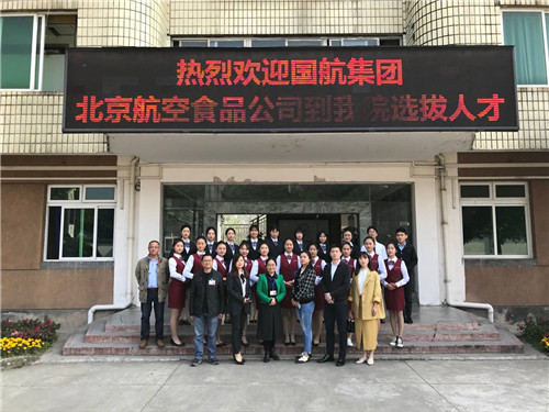 1541066263551629.jpg Cache_-47b2a2448698f7b5..jpg