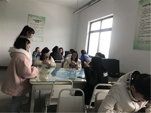 经济管理系举办“快手”点钞技能大赛初赛