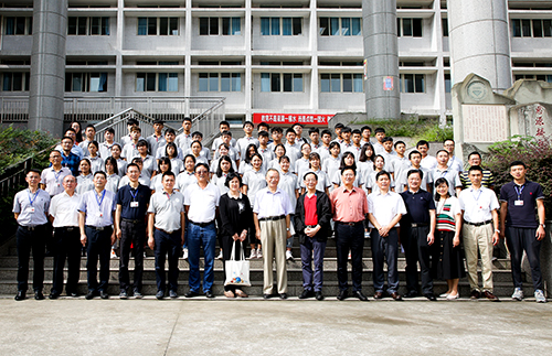010合影留念-500pi.jpg
