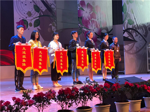 汽车维修16102班喜获丰收