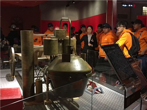 汽车工程系“第八届中德诺浩北京汽车文化教育研学营活动”顺利结束