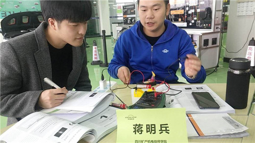 5372FE5F5B2DBC4F6237B4A9B7B11E5B_副本.jpg