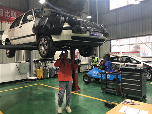 第十一届知识技能节“汽车二级维护”项目决赛圆满落幕