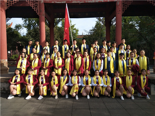经济管理系学子参加崇州市儒家文化活动.jpg